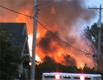 Máy bay Mỹ đâm vào nhà nghỉ